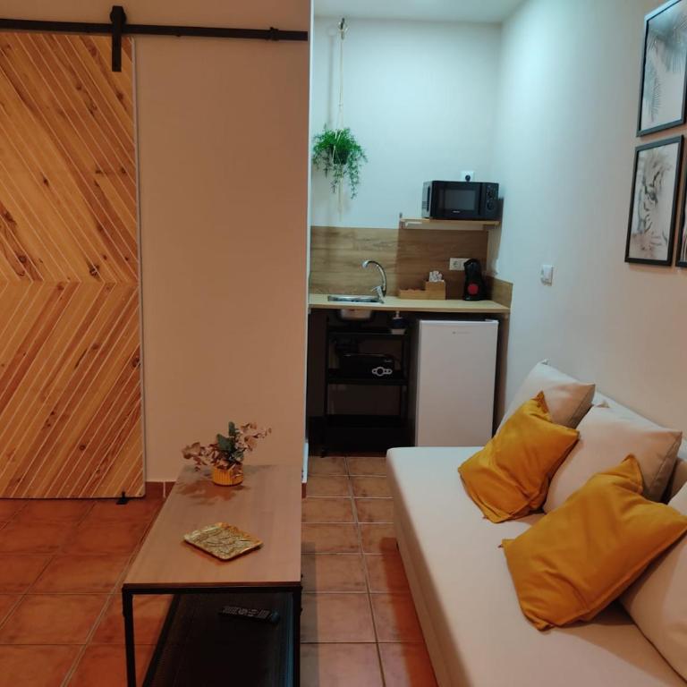 ALOJAMIENTO La CAPILLITA HABITACION CON BAÑO - Suite - 14