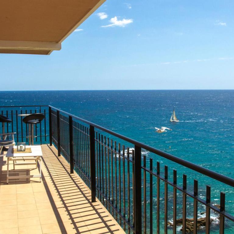 Spacious seafront apartment - Apartamento de 3 dormitorios - 13
