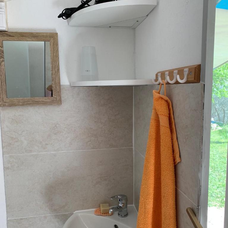 Apartments Mirian - One-Bedroom House - 13