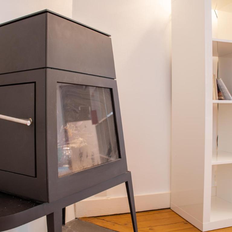 Superbe Appartement Calme 85m², à deux pas du Centre - Two-Bedroom Apartment - 13