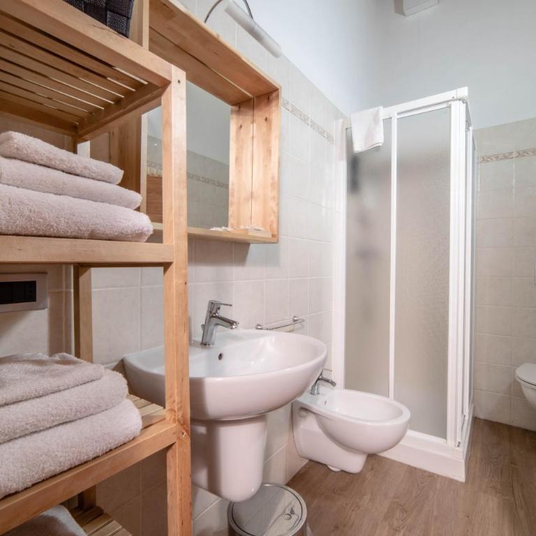Albergo Punta Zerbion - Dreibettzimmer - 9