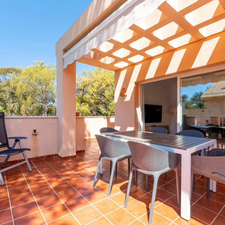 Jardines de Santa Maria Golf - Three-Bedroom Apartment - 10