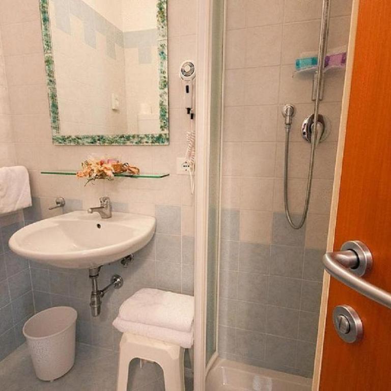 Hotel Jet - Chambre Simple avec Balcon - 4