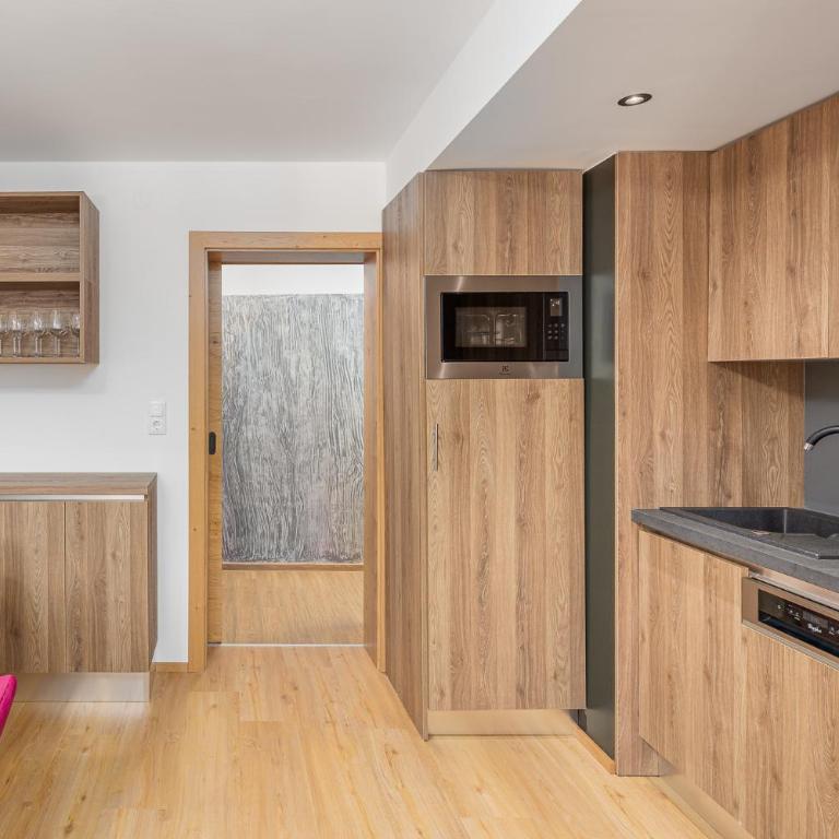 Ferienwohnungen Sonnrain 13 - Apartment mit 4 Schlafzimmern und einem Balkon - 3
