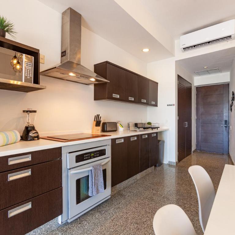 Infinito Condos - Two-Bedroom Apartment - 7