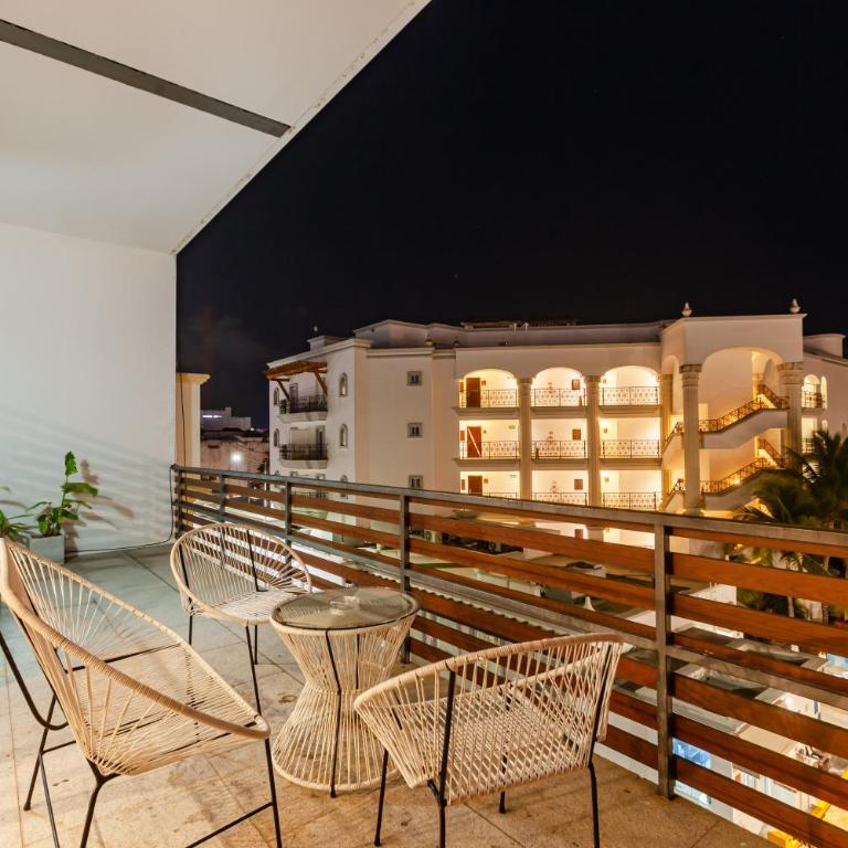 Infinito Condos - Two-Bedroom Apartment - 21