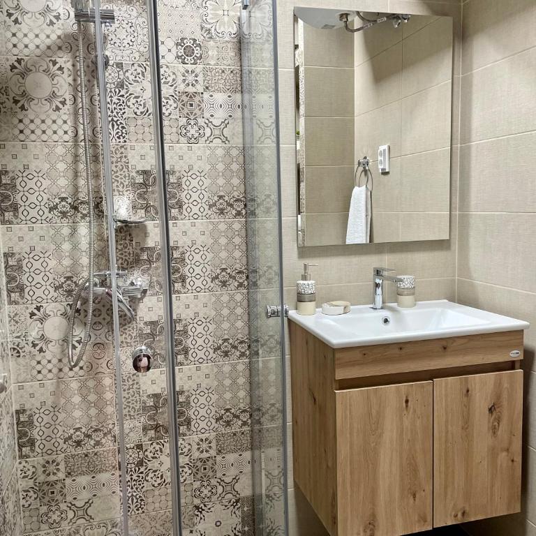La Mer Apartments Kotor - Apartman sa Terasom - 16