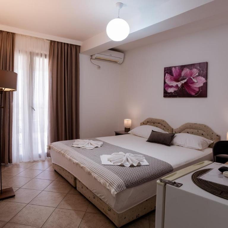Matej - Double Room with Sea View - 4