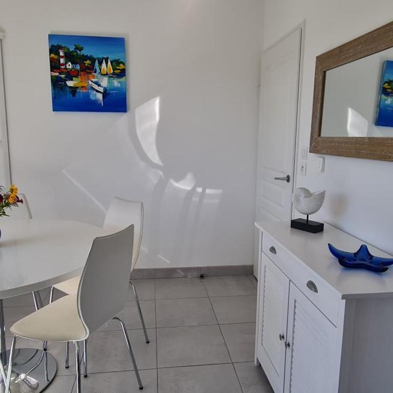 Appartement devant la plage avec piscine - Appartement 1 Chambre - 5