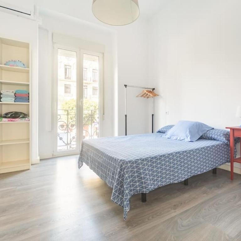 120 sqm Loft-style Apartment Beach Royal Marina - Three-Bedroom Apartment - 10