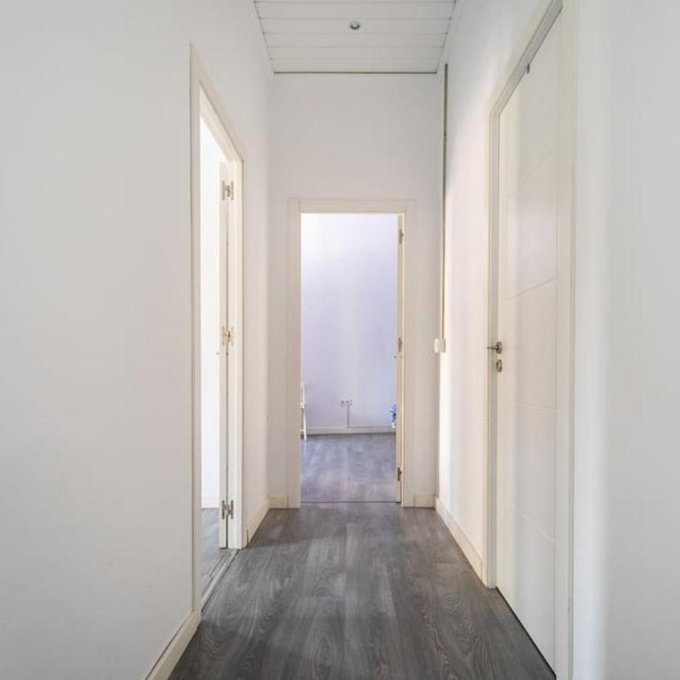 120 sqm Loft-style Apartment Beach Royal Marina - Three-Bedroom Apartment - 18