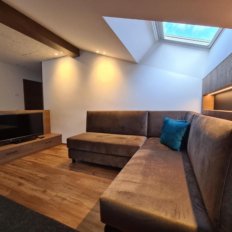Chalet Gravina - Three-Bedroom Chalet - 9