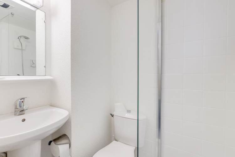 Rev'Hotel - Chambre Double - 11