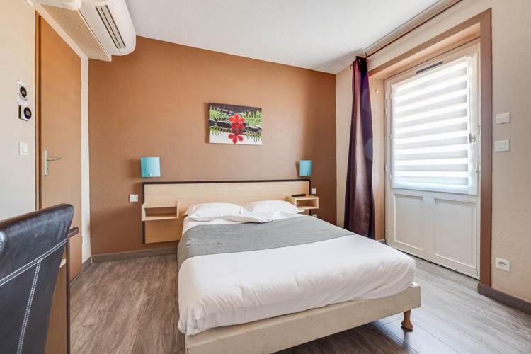 Rev'Hotel - Chambre Double - 8