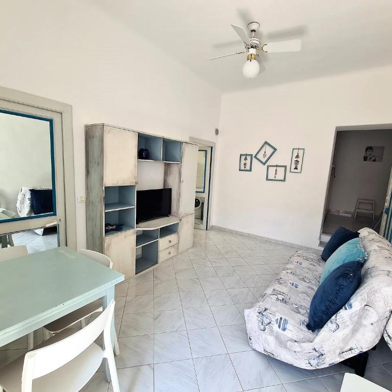 Casa Cicì a 50 mt dal mare nel budello di Finale - Appartamento con 2 Camere da Letto - 2