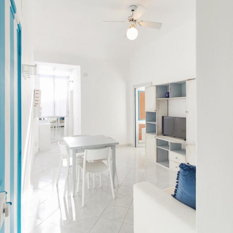 Casa Cicì a 50 mt dal mare nel budello di Finale - Appartamento con 2 Camere da Letto - 1