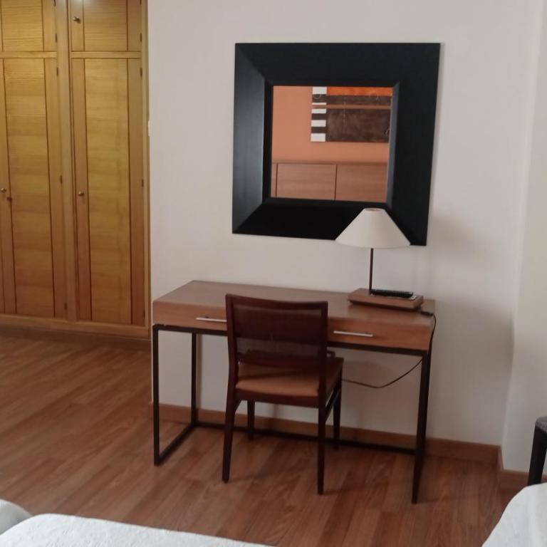 Hotel Molino - Habitación Doble con cama supletoria - 2 camas - 5
