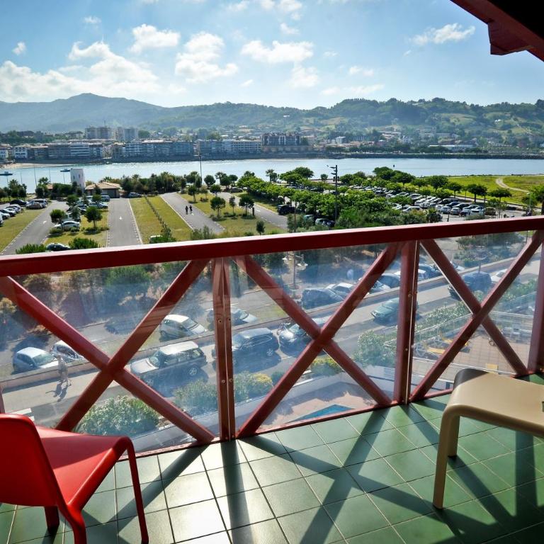 Résidence Mer & Golf Sokoburu - Appartement 2 Chambres (6 Adultes) - Côté Port ou Piscine - 1