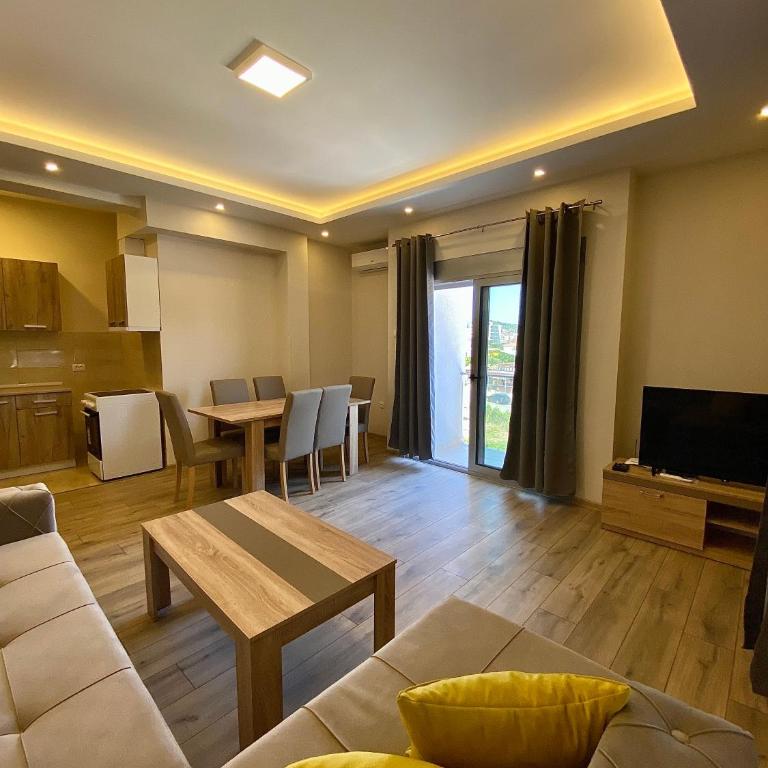 Apartments Noel - Two-Bedroom Apartment - 8