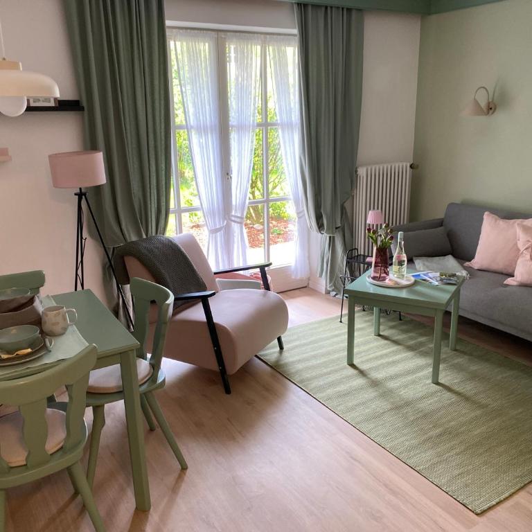 Ferienwohnung Christiane - Steilhofweg / Feuerwehrheimstrasse - Apartment mit Terrasse - 1