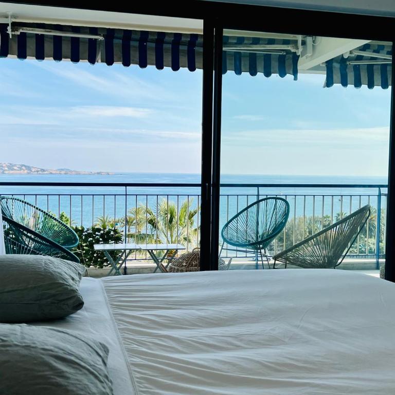 Bandol Appartement Luxe vue mer époustouflante en face des plages - Appartement 2 Chambres - 13