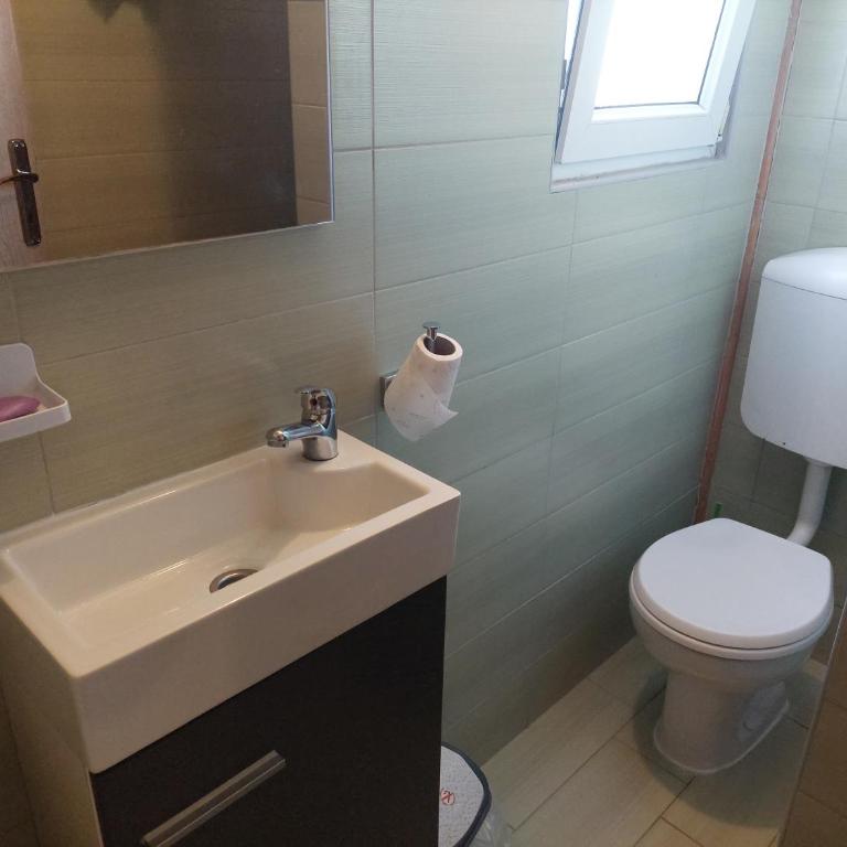 Holiday Home Edi - Two-Bedroom Townhouse - 41