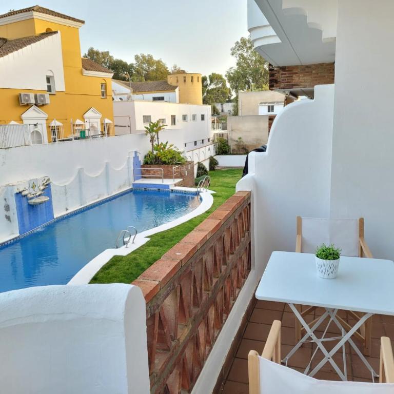 Apartamento en Rota con piscina y parking junto al mar - Two-Bedroom Apartment - 1