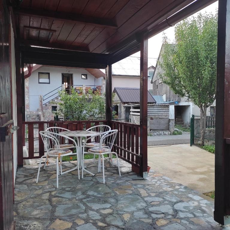 BAH house - Kuća sa 2 Spavaće Sobe - 9