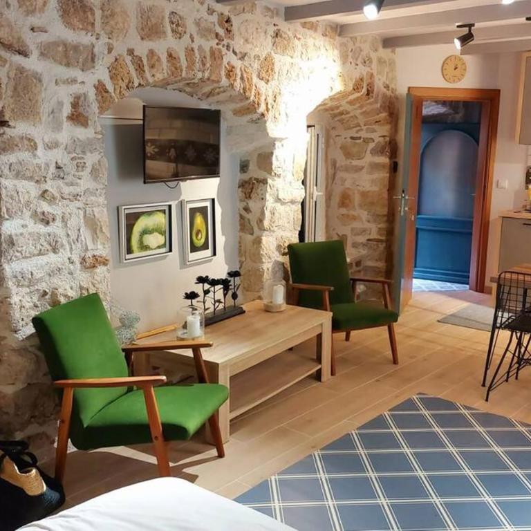 Kotor Town's Edge , stunning open plan studio - Apartman sa 1 Spavaćom Sobom - 5