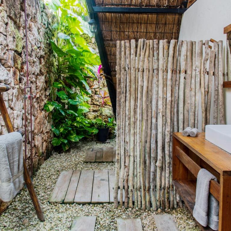 Azul Nomeolvides Bacalar - Guests Only - King Room with Lake View - 9