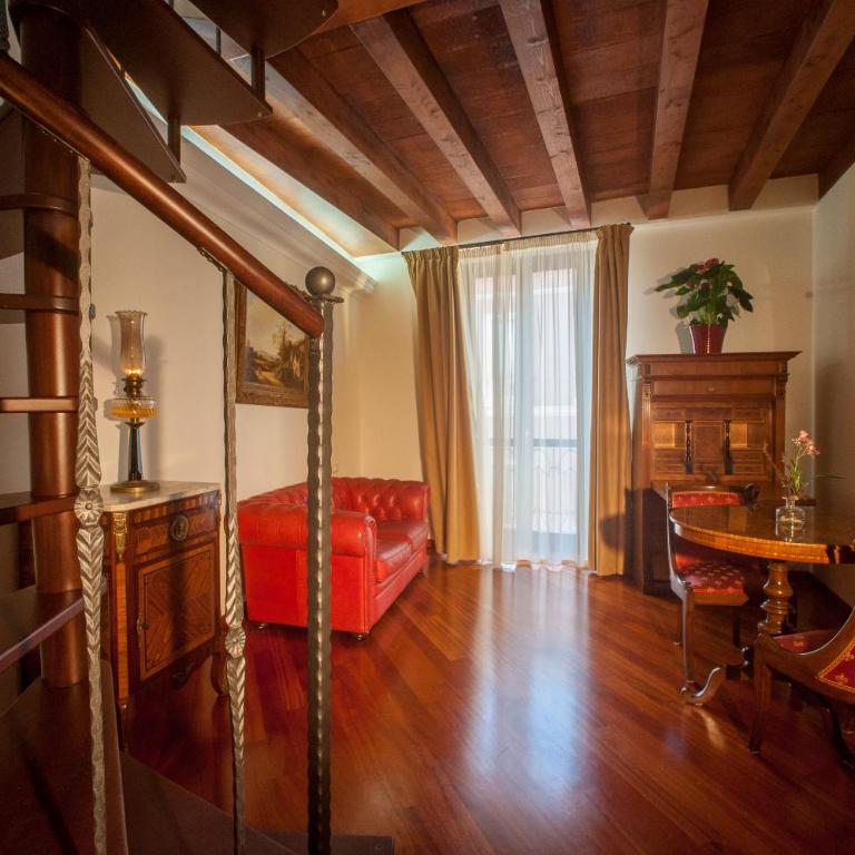 Hotel Flora - Junior Suite - 6