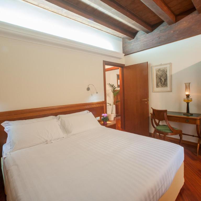 Hotel Flora - Suite con Terrazza - 1