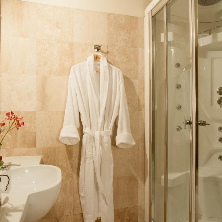 Hotel Flora - Camera Matrimoniale Deluxe - 1