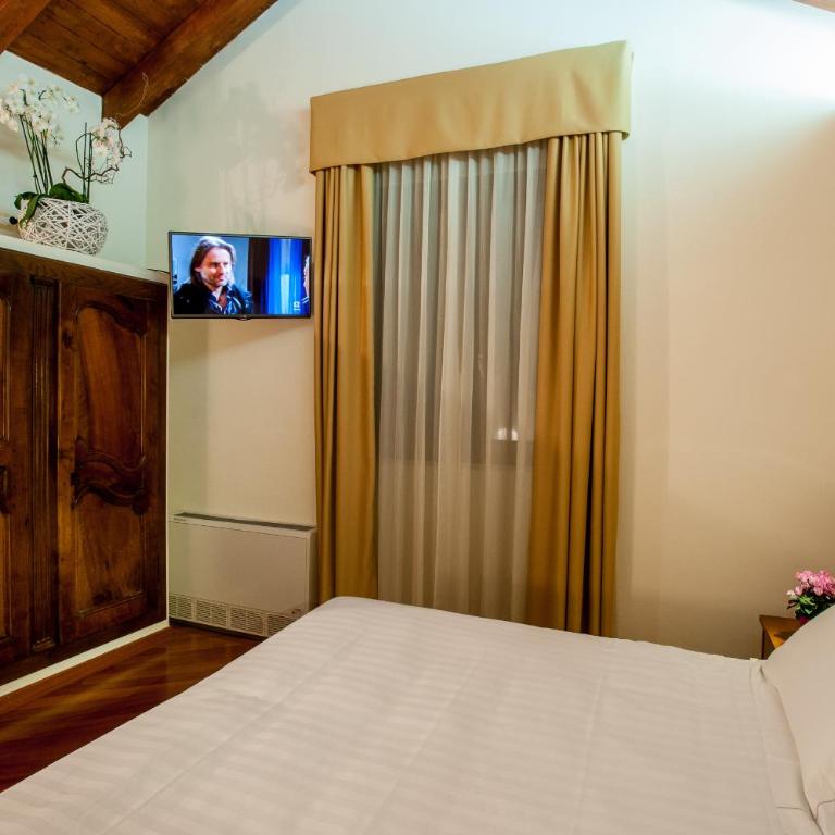 Hotel Flora - Camera Singola Ampia - 1