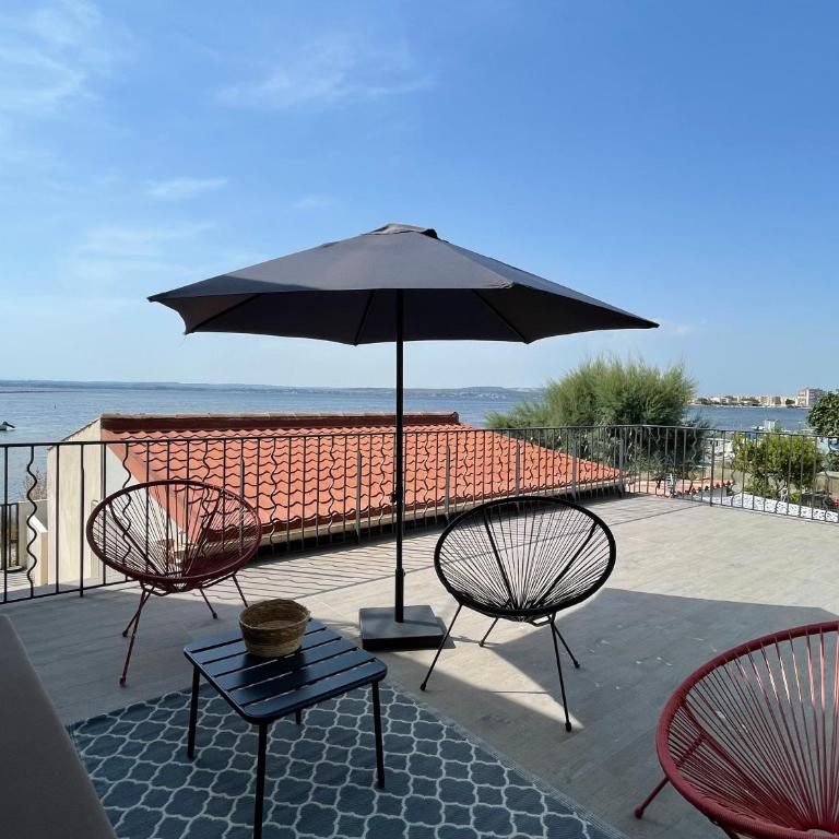 Oasis Cove, maisons au bord de l'eau, plage de Sète - Maison 5 Chambres - 1