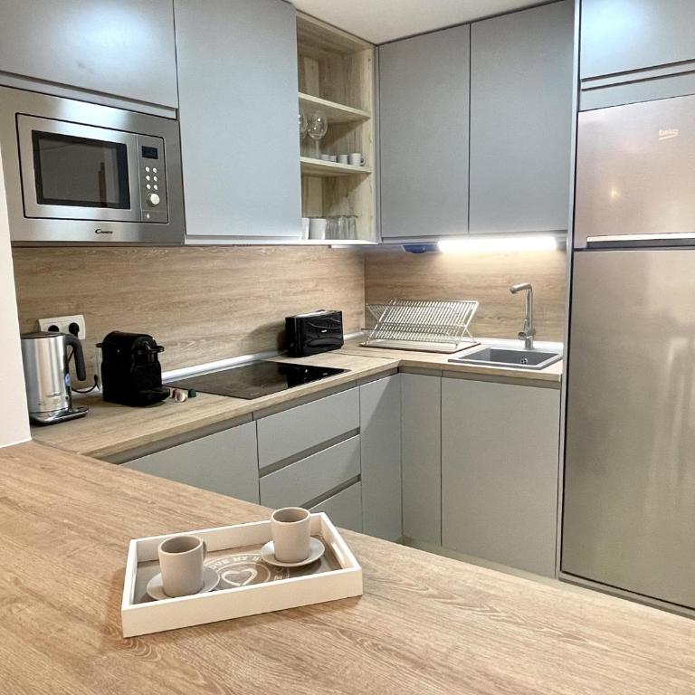APARTBEACH MICHELANGELO DE LUXE CLIMATIZADO y JUNTO PLAYA 08 - Apartamento - 3