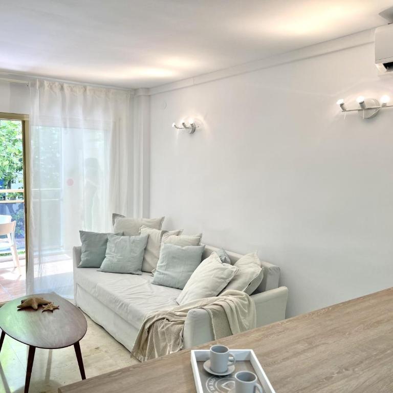 APARTBEACH MICHELANGELO DE LUXE CLIMATIZADO y JUNTO PLAYA 08 - Apartamento - 6