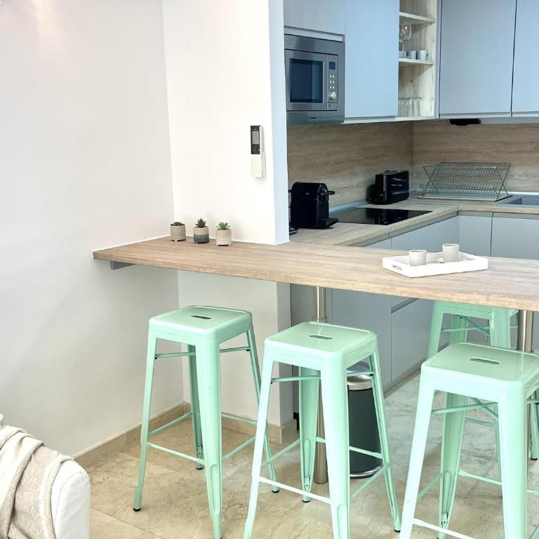 APARTBEACH MICHELANGELO DE LUXE CLIMATIZADO y JUNTO PLAYA 08 - Apartamento - 65
