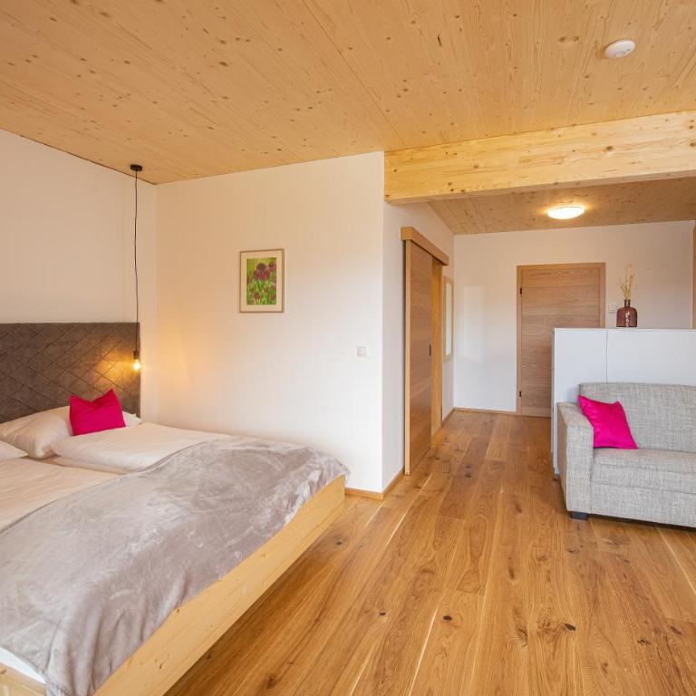 Pircherhof - Adults Only am Biobauernhof - Deluxe Doppelzimmer - 27