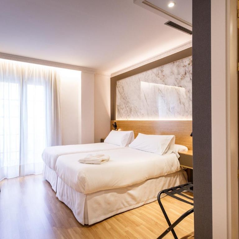 Hotel Dauro Premier - Double or Twin Room - 5
