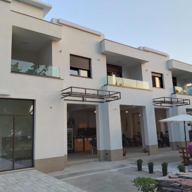 Zia Apartments - One-Bedroom Apartment - 40