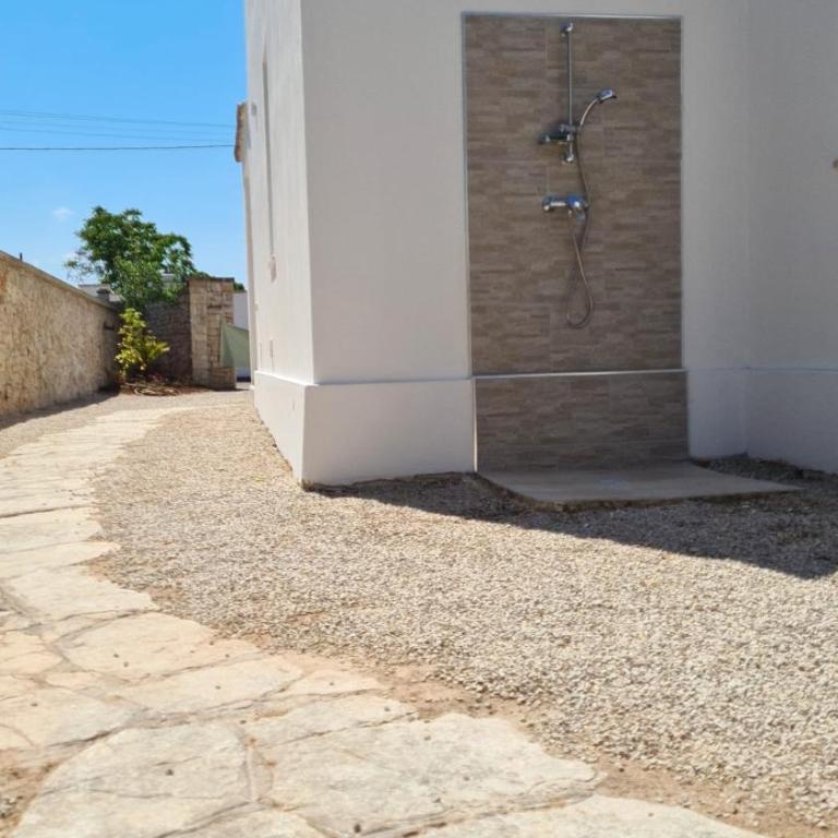 AngelEm Apartments - Monolocale con Vista Giardino - 4