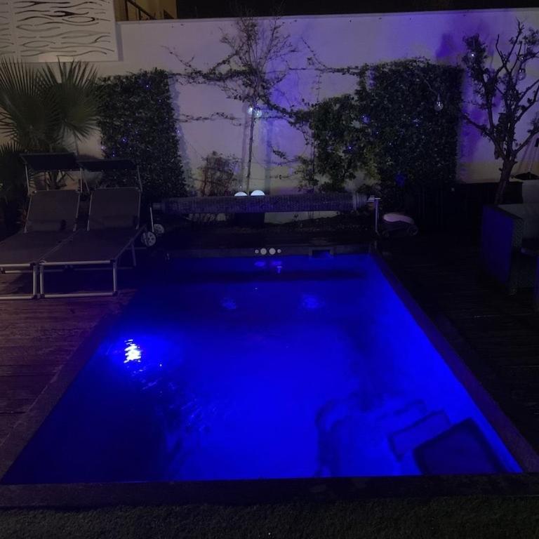 Logement dans une résidence de bien être avec jacuzzi et piscine chauffée - Appartement avec Terrasse - 4