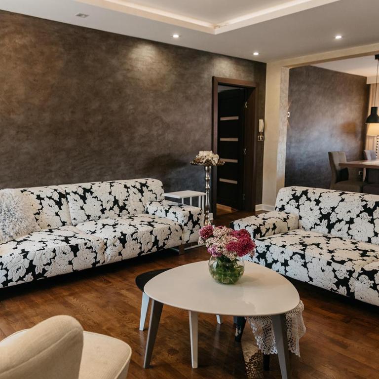 Backyard Novi Sad - Vila sa 3 Spavaće Sobe - 3