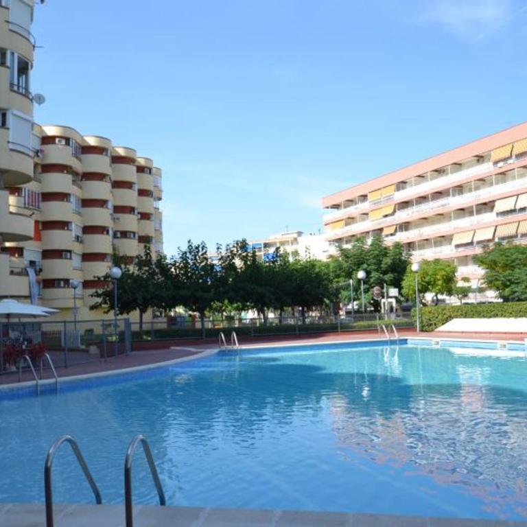 Estudio en La Pineda con piscina - Studio with Sofa Bed - 30