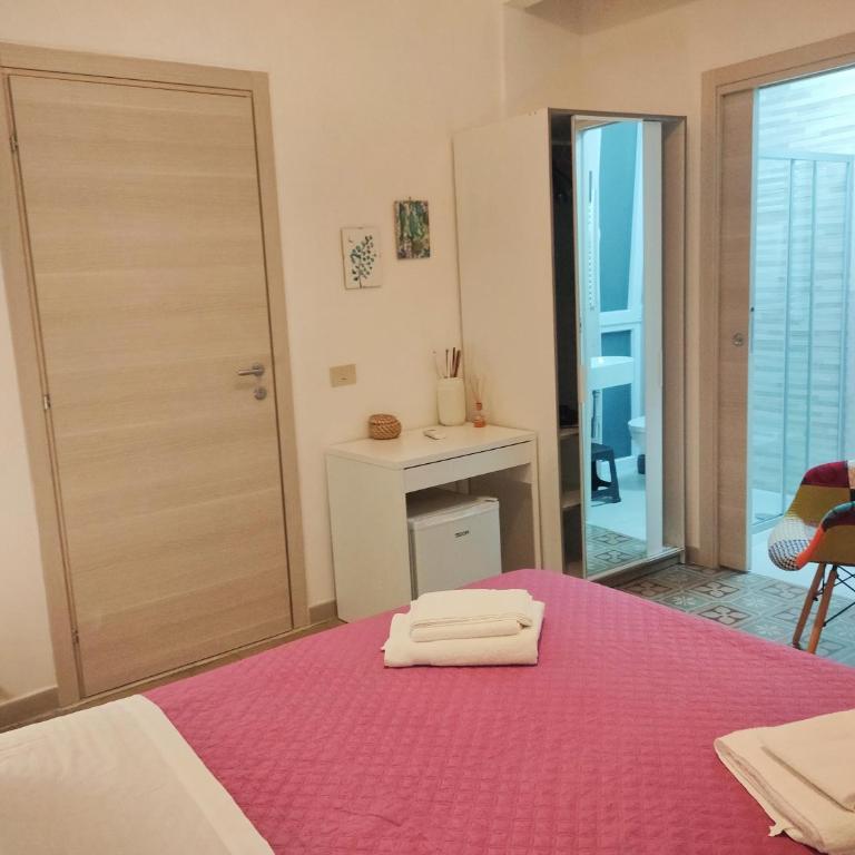Ai Giudici - Double Room with Private Bathroom - 3