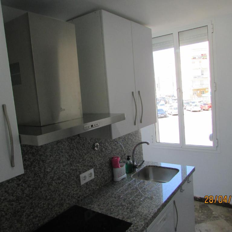 LOPEZ DE GOMARA 57 - Apartamento de 2 dormitorios - 16