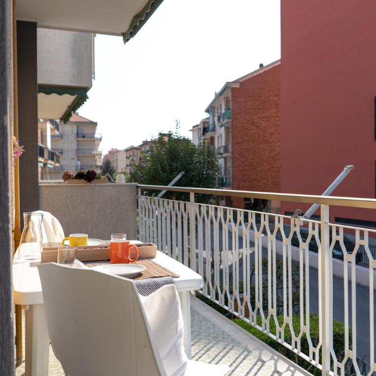 [PIETRA LIGURE] Downtown convenience -Free Parking - Appartamento con 1 Camera da Letto - 3