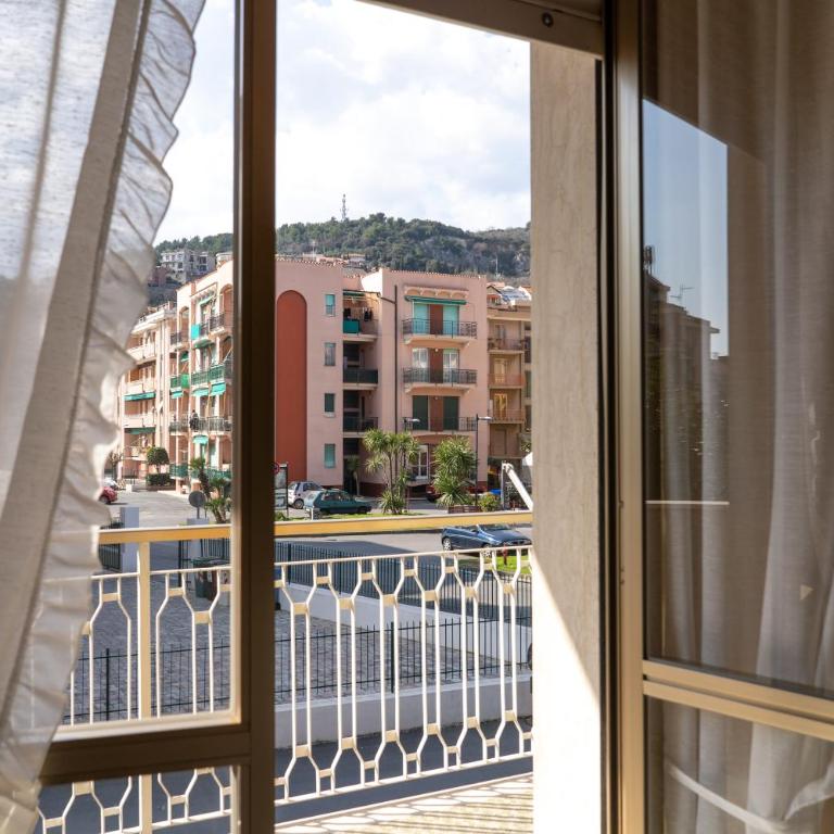 [PIETRA LIGURE] Downtown convenience -Free Parking - Appartamento con 1 Camera da Letto - 19
