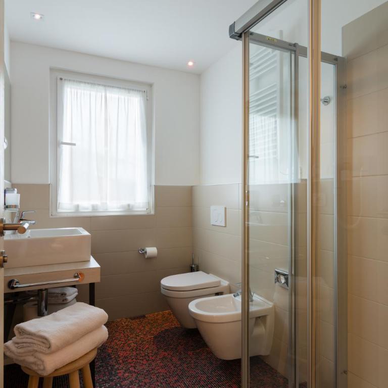Energy Hotel - Doppel- oder Zweibettzimmer - 1